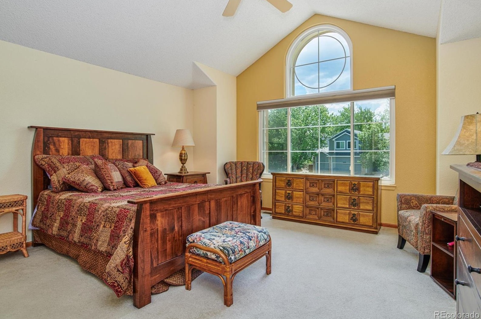 10039 Silver Maple Rd, Littleton CO 80129-5460 exterior