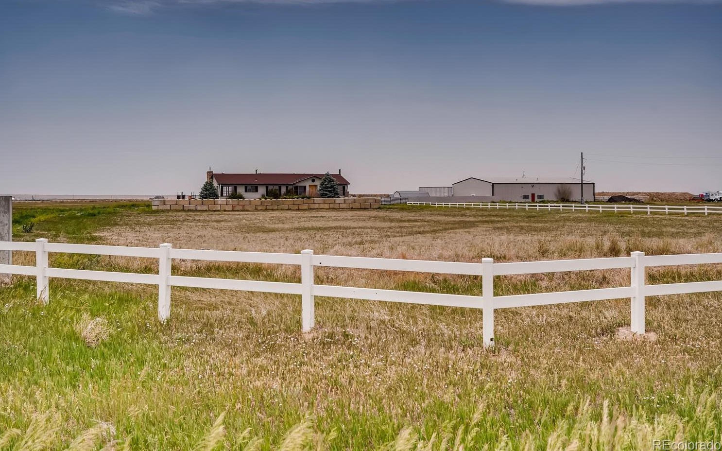 975 Almstead Rd, Watkins, CO 80137-8959