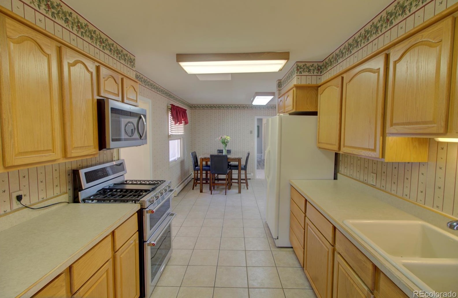 2 Bellwood Dr, Alamosa CO 81101-2438 exterior