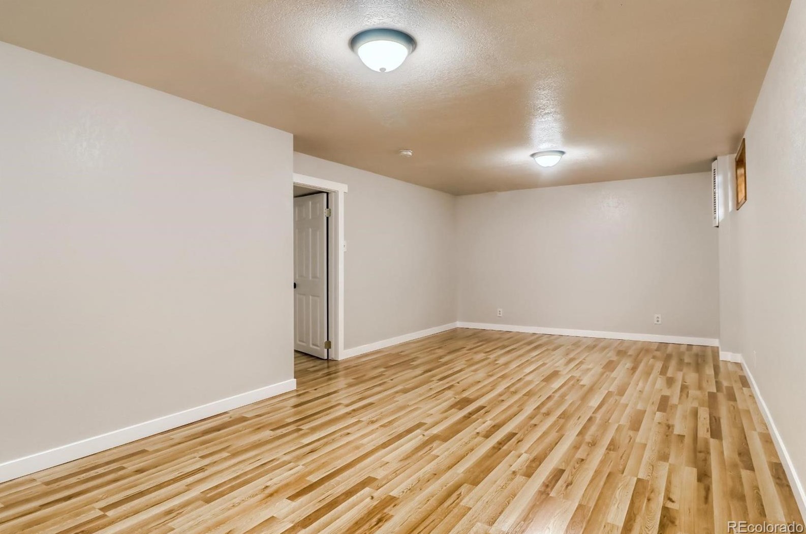 8240 Jay Cir, Arvada CO  80003-1729 exterior