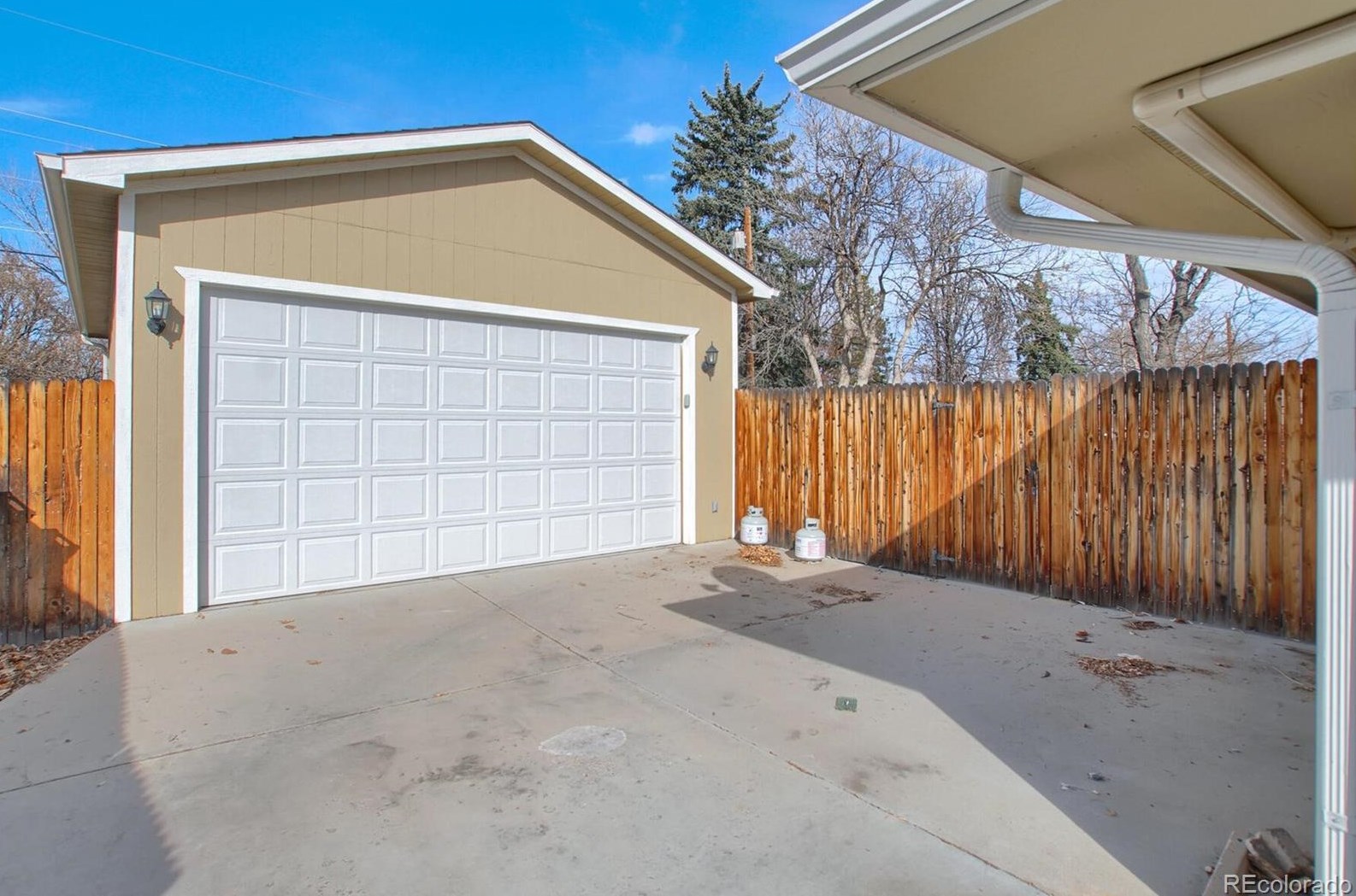 5855 Cherokee St, Littleton CO 80120-2340 exterior