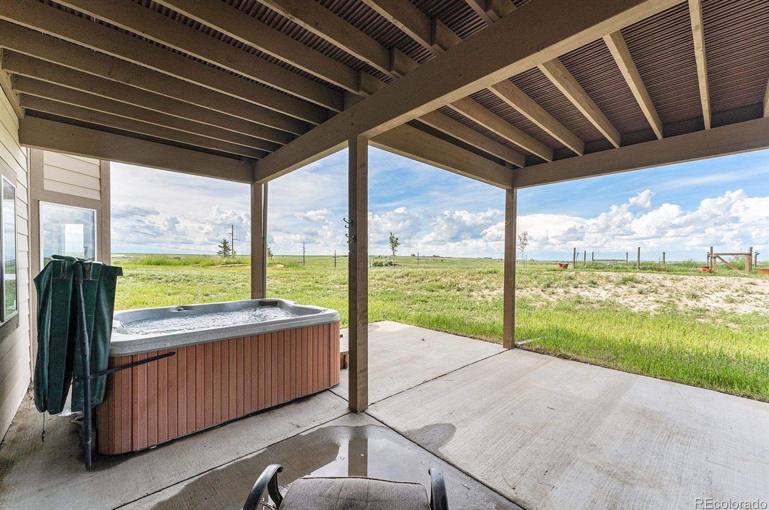 2150 County Rd 129, Bennett CO 80102-8410 exterior