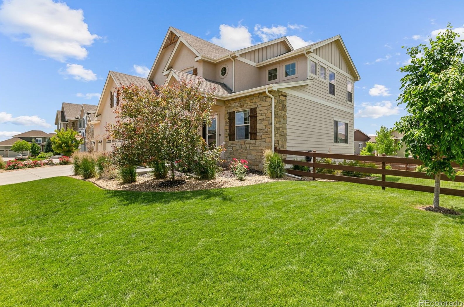 5979 Sunny Crest Dr, Timnath, CO 80547