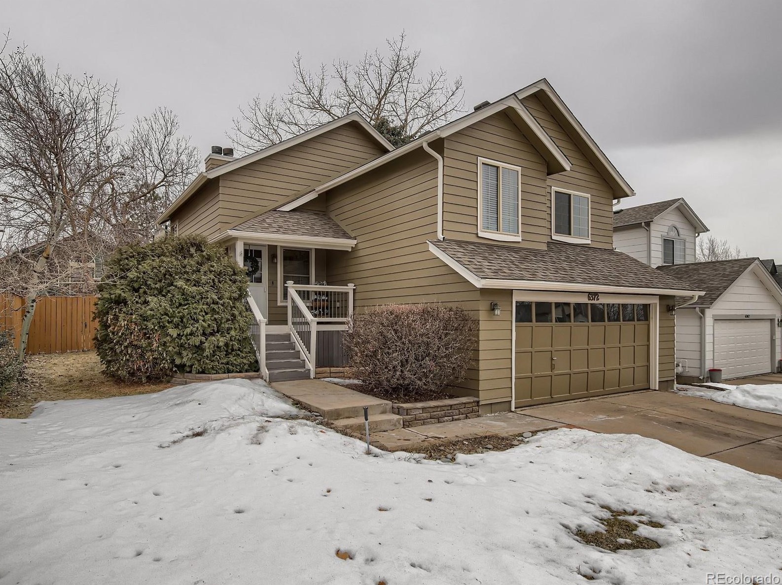 6372 Freeport Dr, Littleton, CO 80130-3332