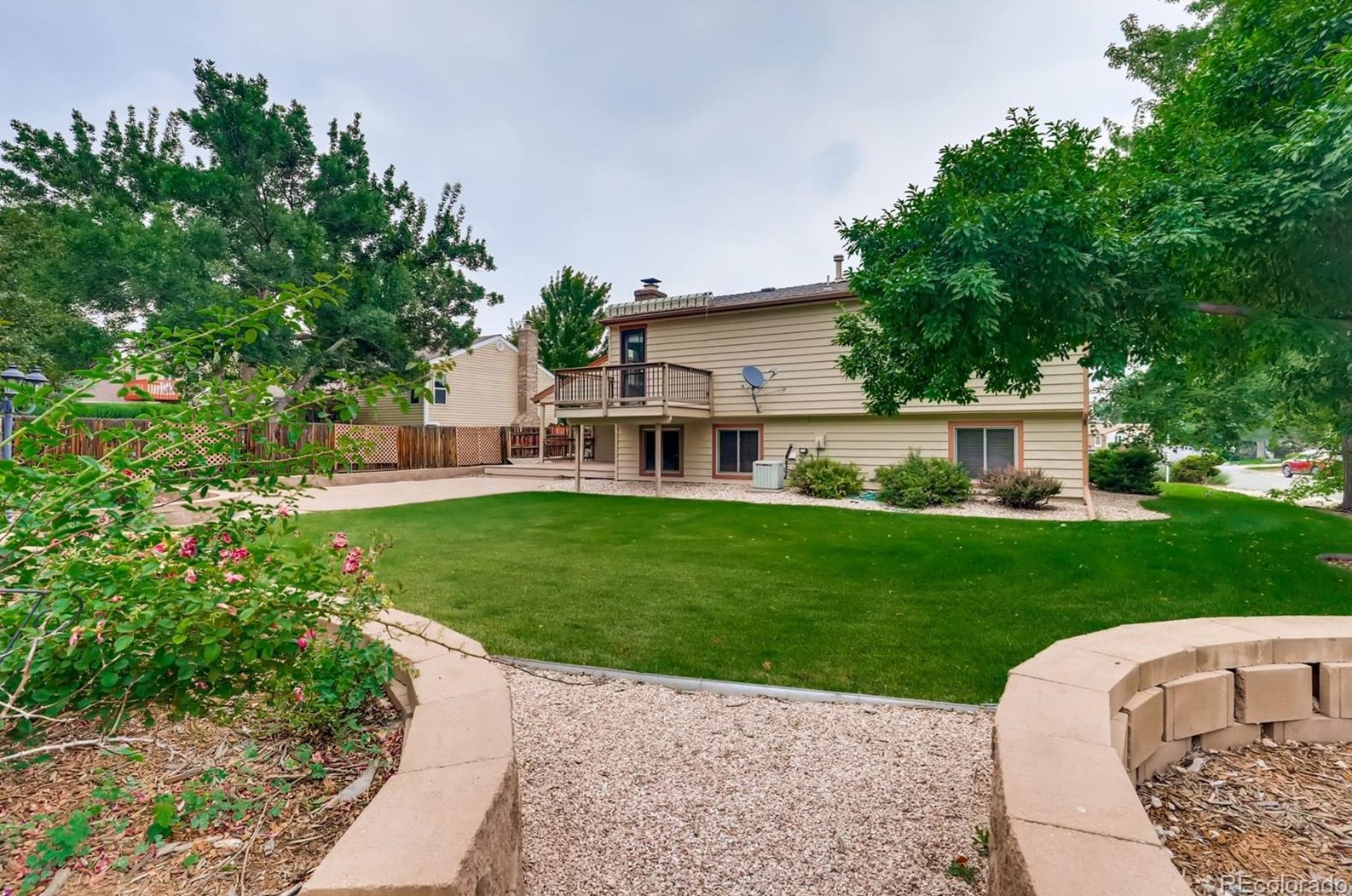 7321 Dudley Ct, Littleton CO 80128-4226 exterior