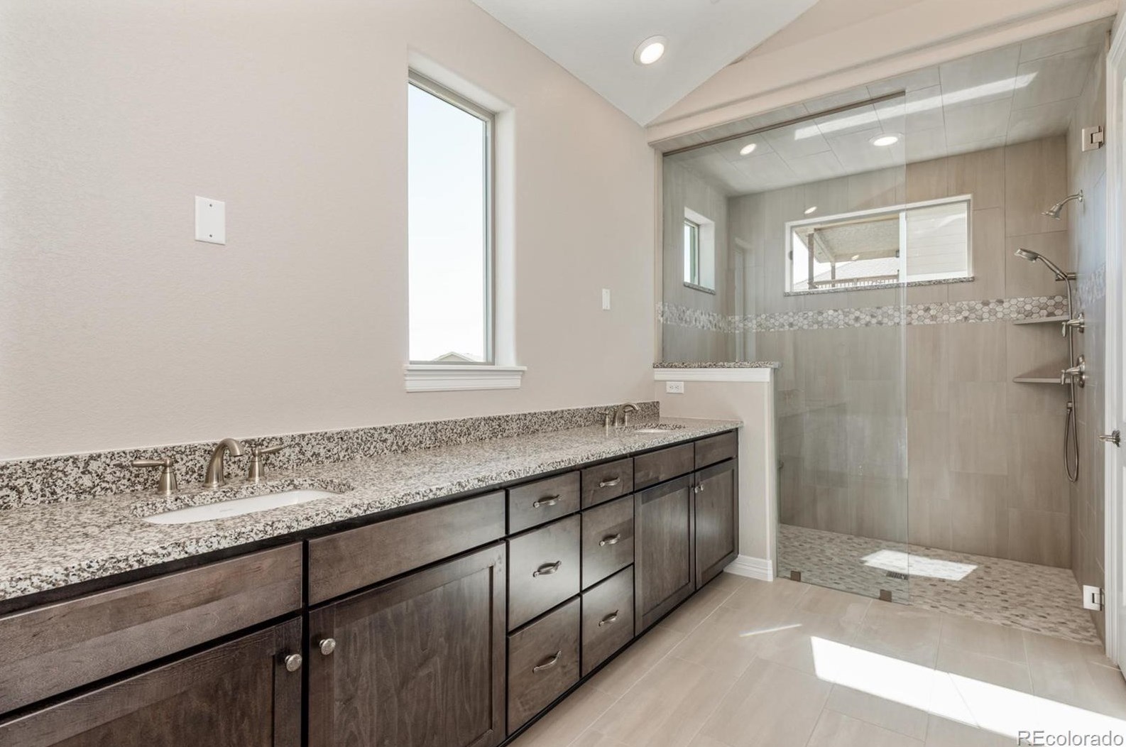 9761 Crystal Lk Dr, Littleton CO 80125 exterior