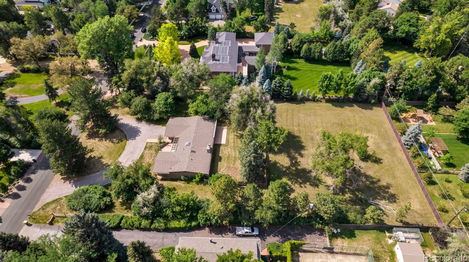 4949 S Franklin St, Englewood, CO 80113