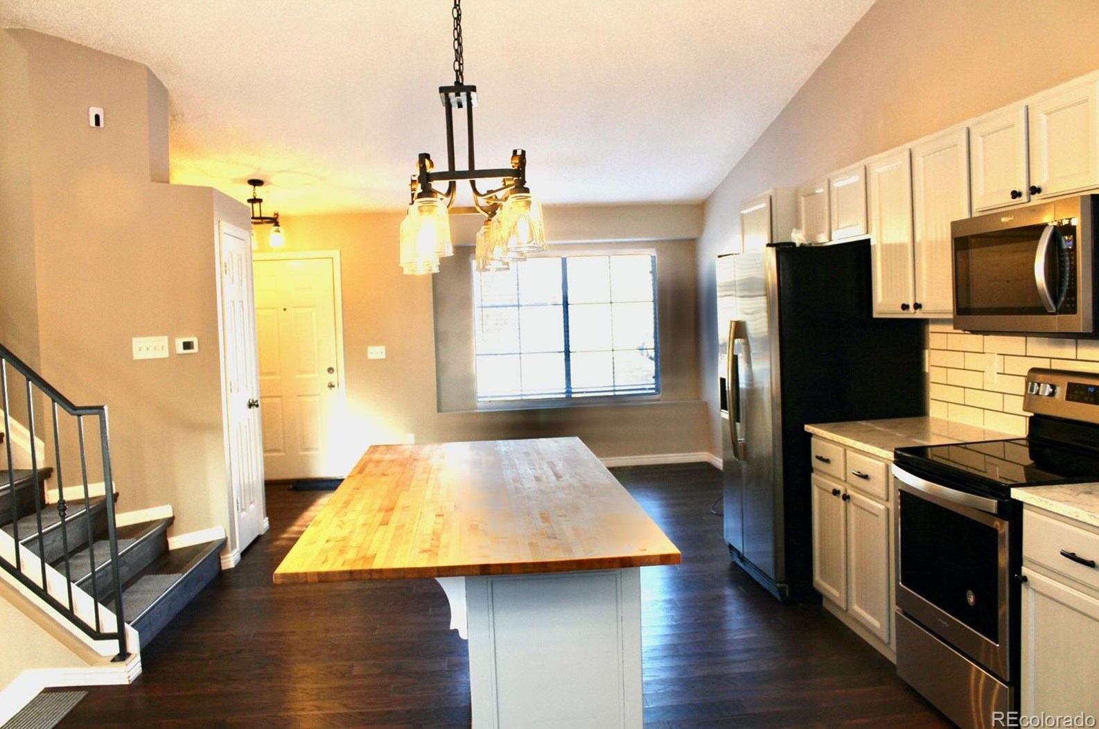 9763 Cove Creek Dr, Littleton CO  80129-5769 exterior