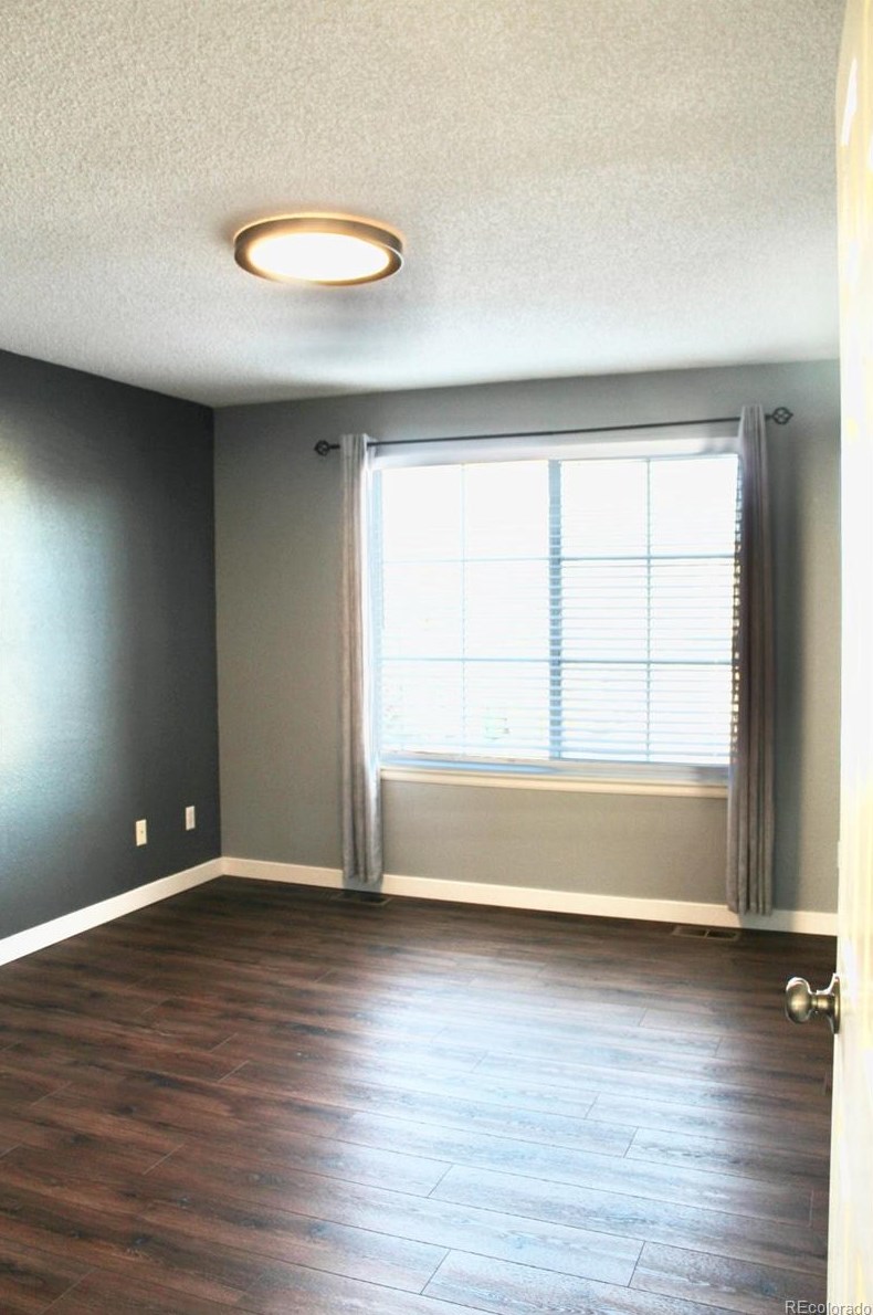 9763 Cove Creek Dr, Littleton CO  80129-5769 exterior