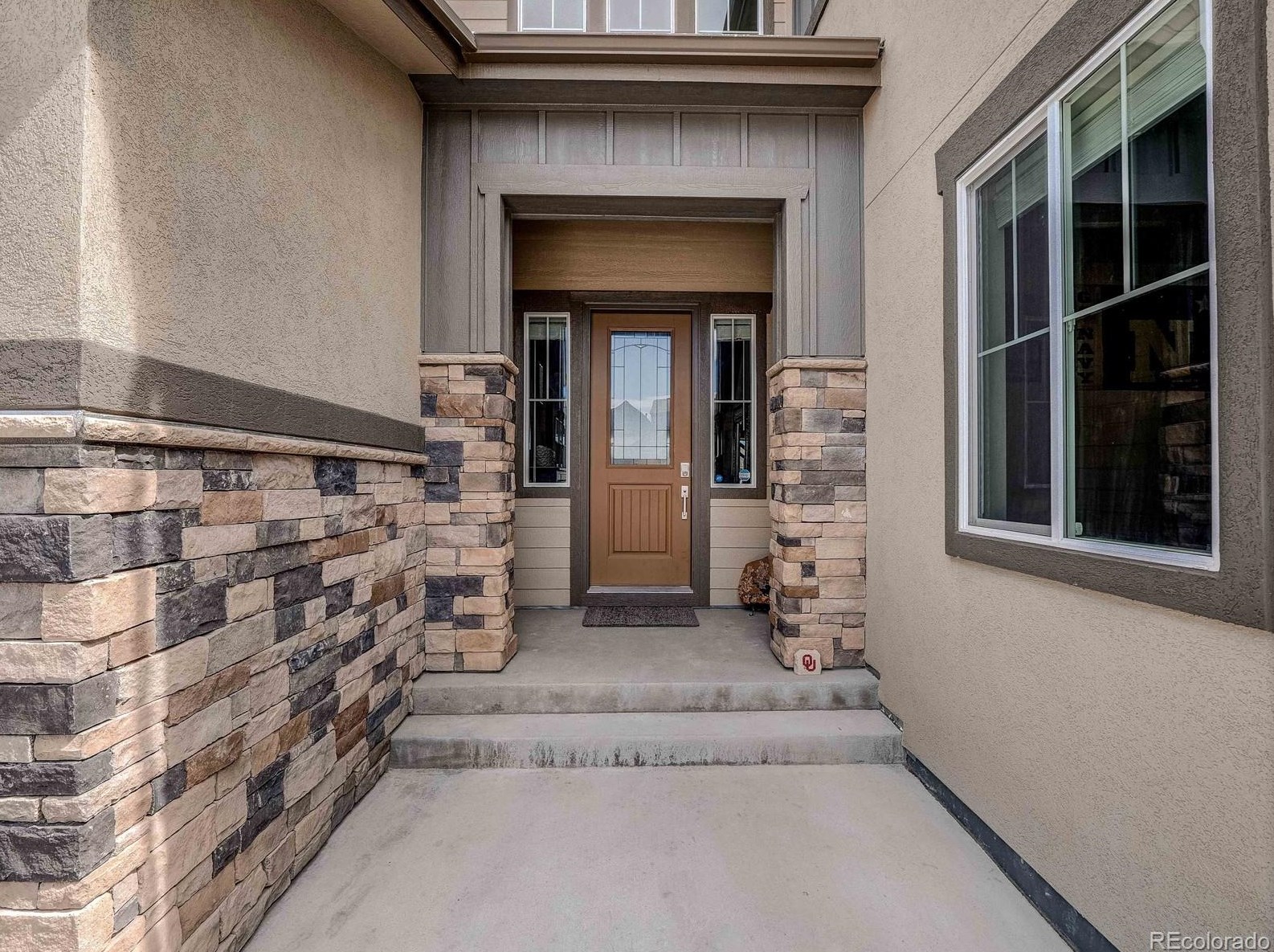 18511 93rd Pl, Arvada, CO 80007