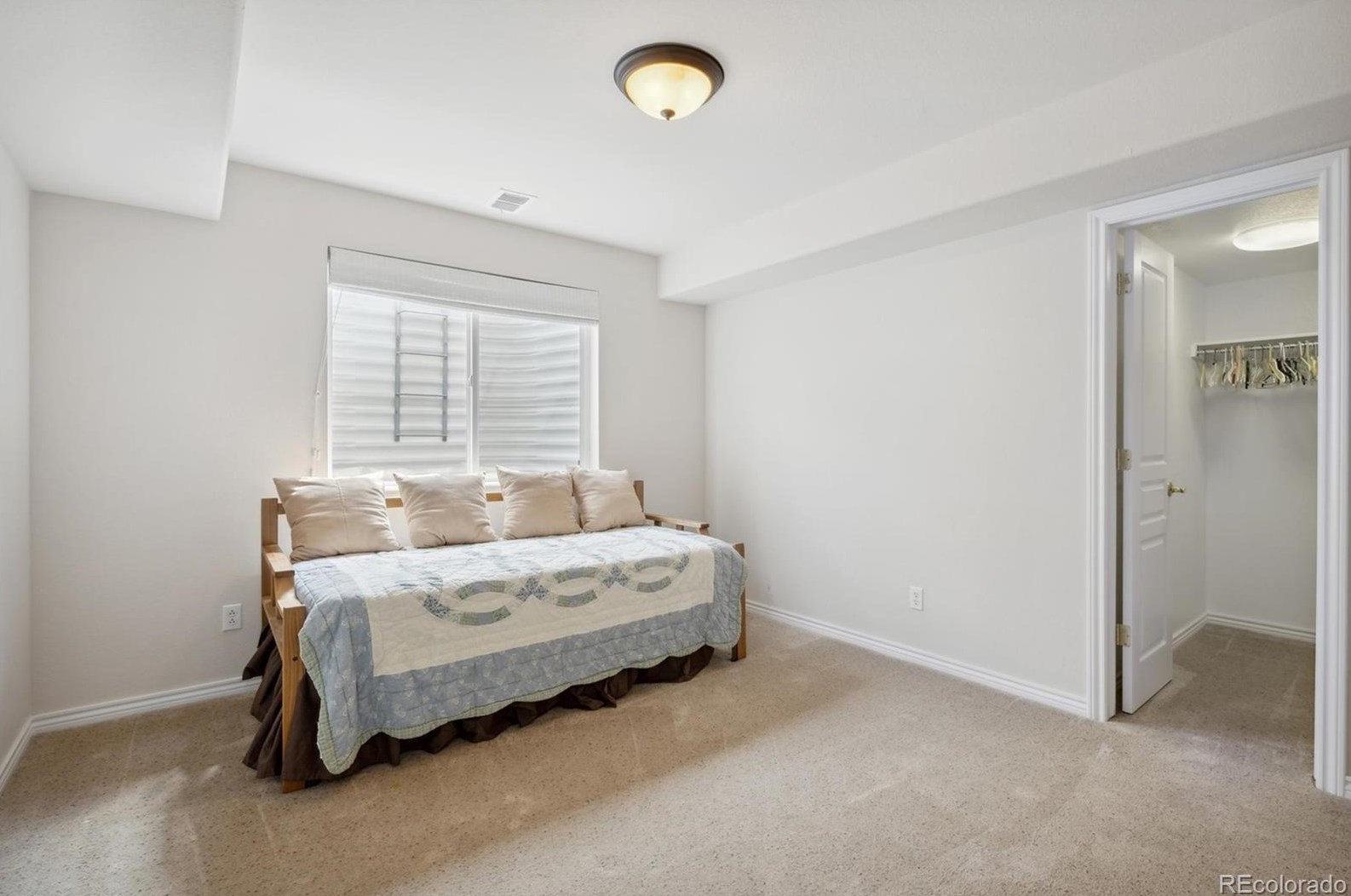 7528 Isabell Cir, Arvada CO  80007-7815 exterior