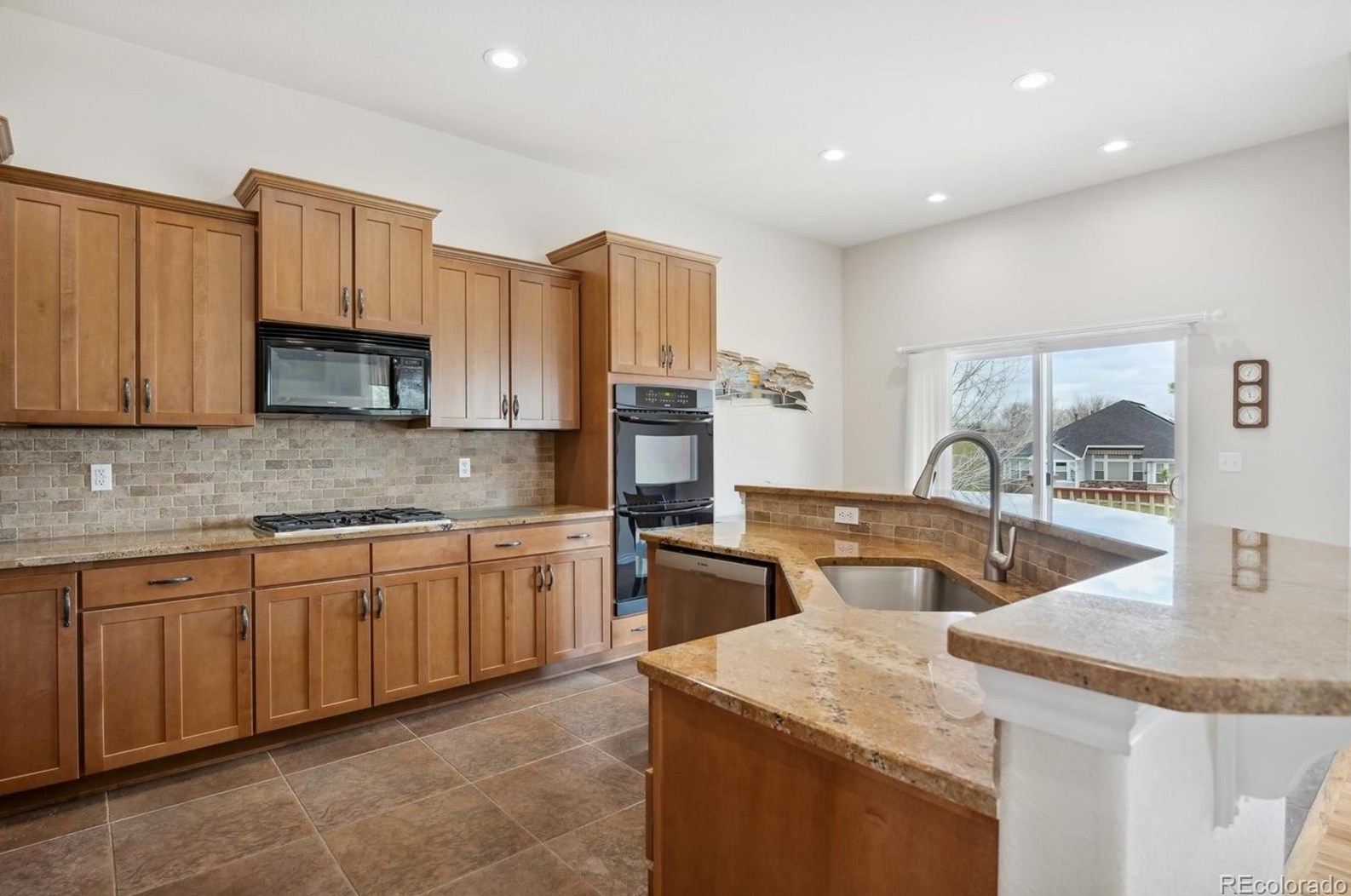 7528 Isabell Cir, Arvada CO  80007-7815 exterior