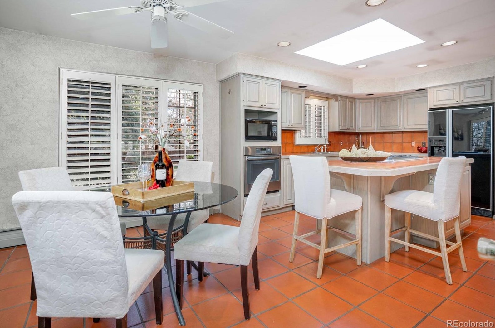 7097 Madison Way, Littleton CO 80122-2038 exterior