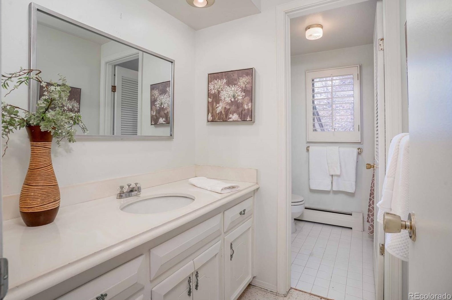 7097 Madison Way, Littleton CO 80122-2038 exterior