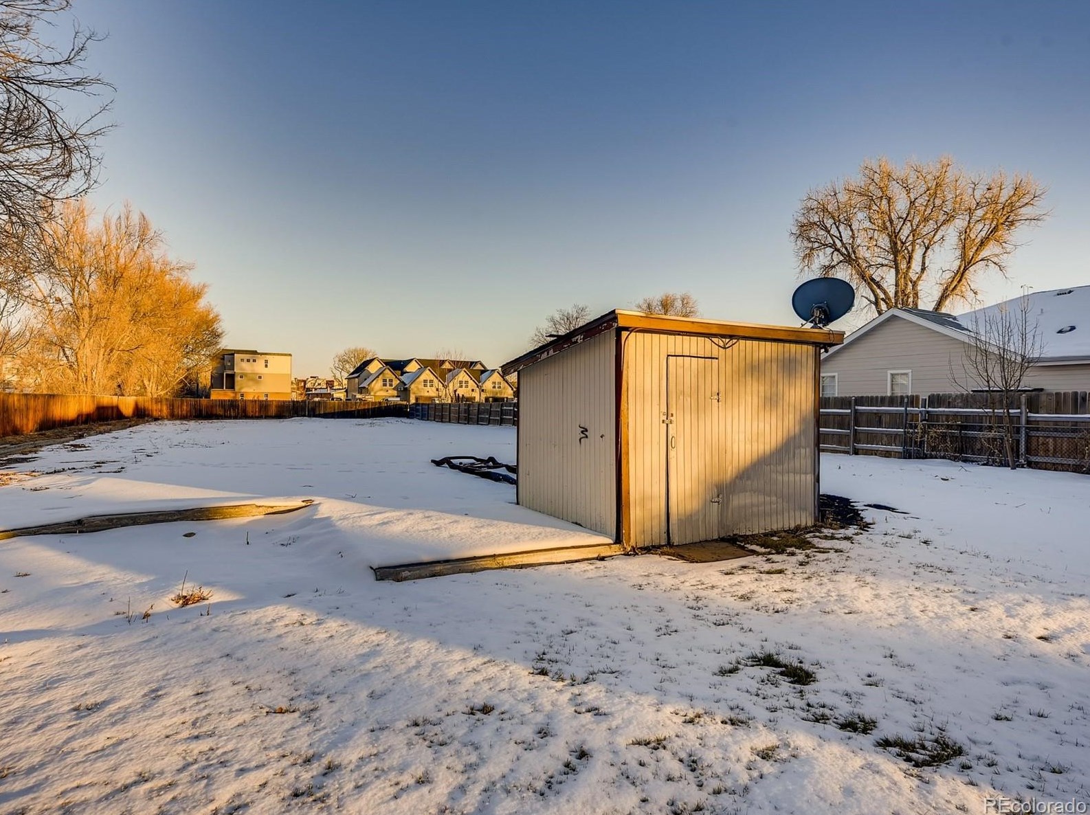 5290 Balsam St, Arvada CO  80002-3516 exterior