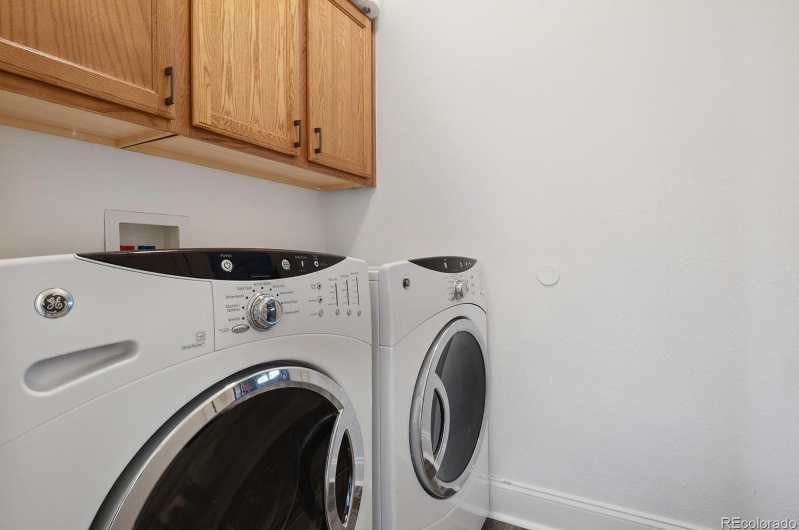 1884 Asoka St, Strasburg CO  80136-7708 exterior