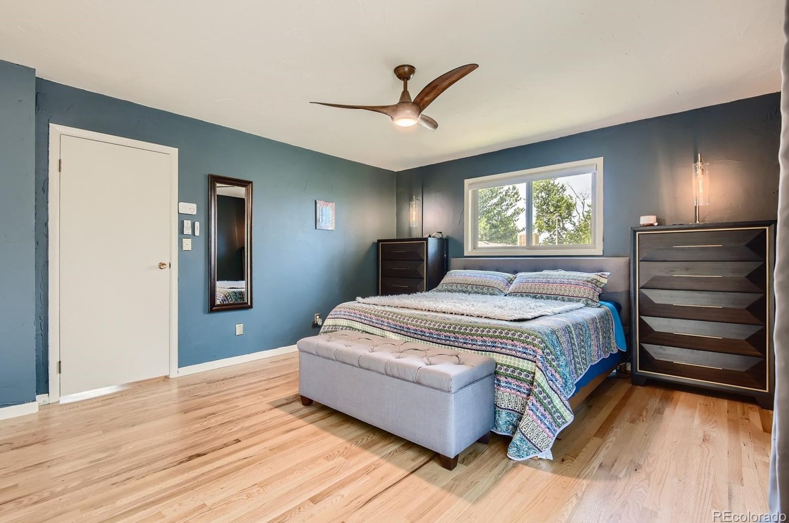 245 Delaware Cir, Littleton CO 80120-4224 exterior