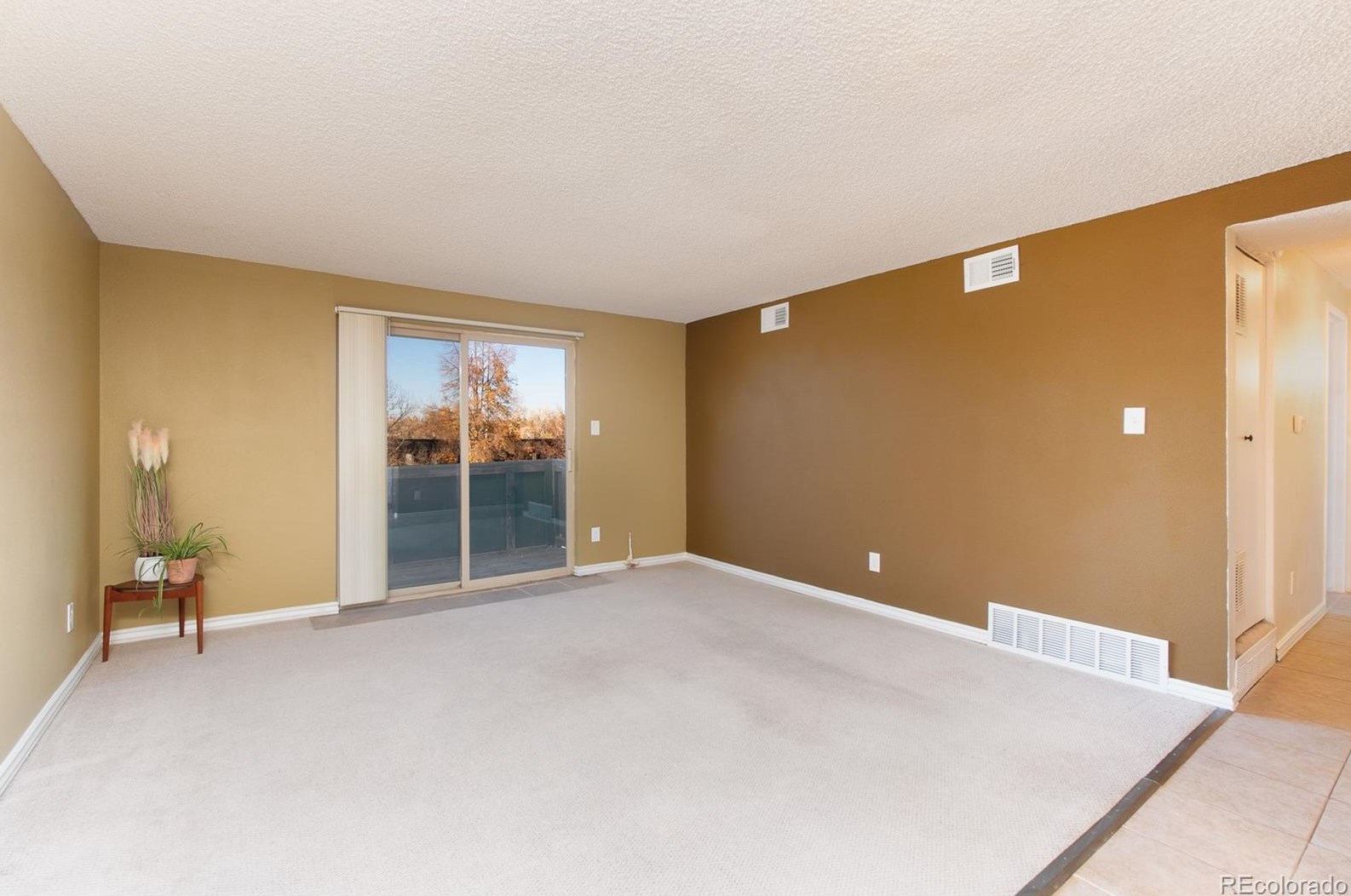 130 Highline Cir, Littleton, CO 80122-1011