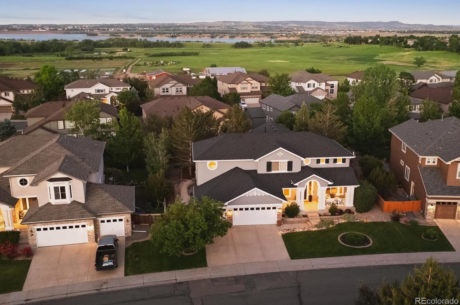 9334 Hoyt Ct, Littleton CO 80128-6998 exterior