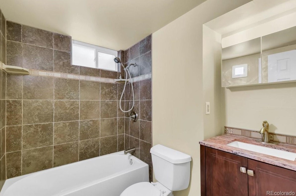 7482 Otis St, Arvada CO  80002-3836 exterior