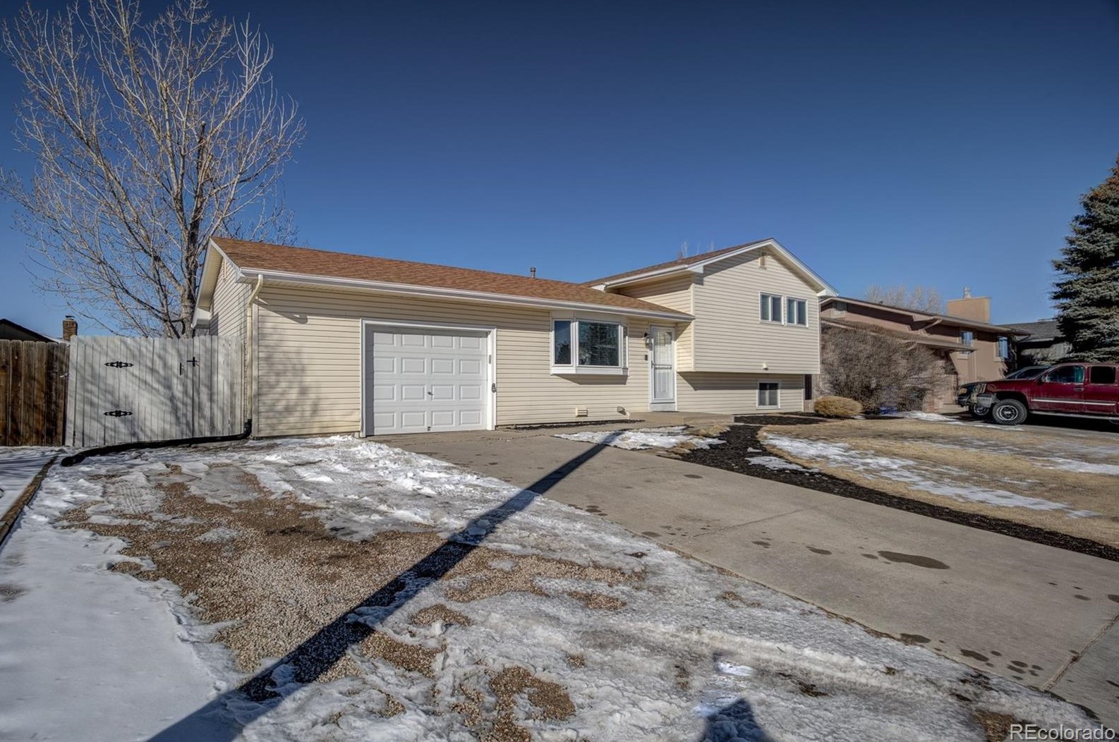 6570 Grand Valley Dr, Colorado Springs, CO 80911-9628