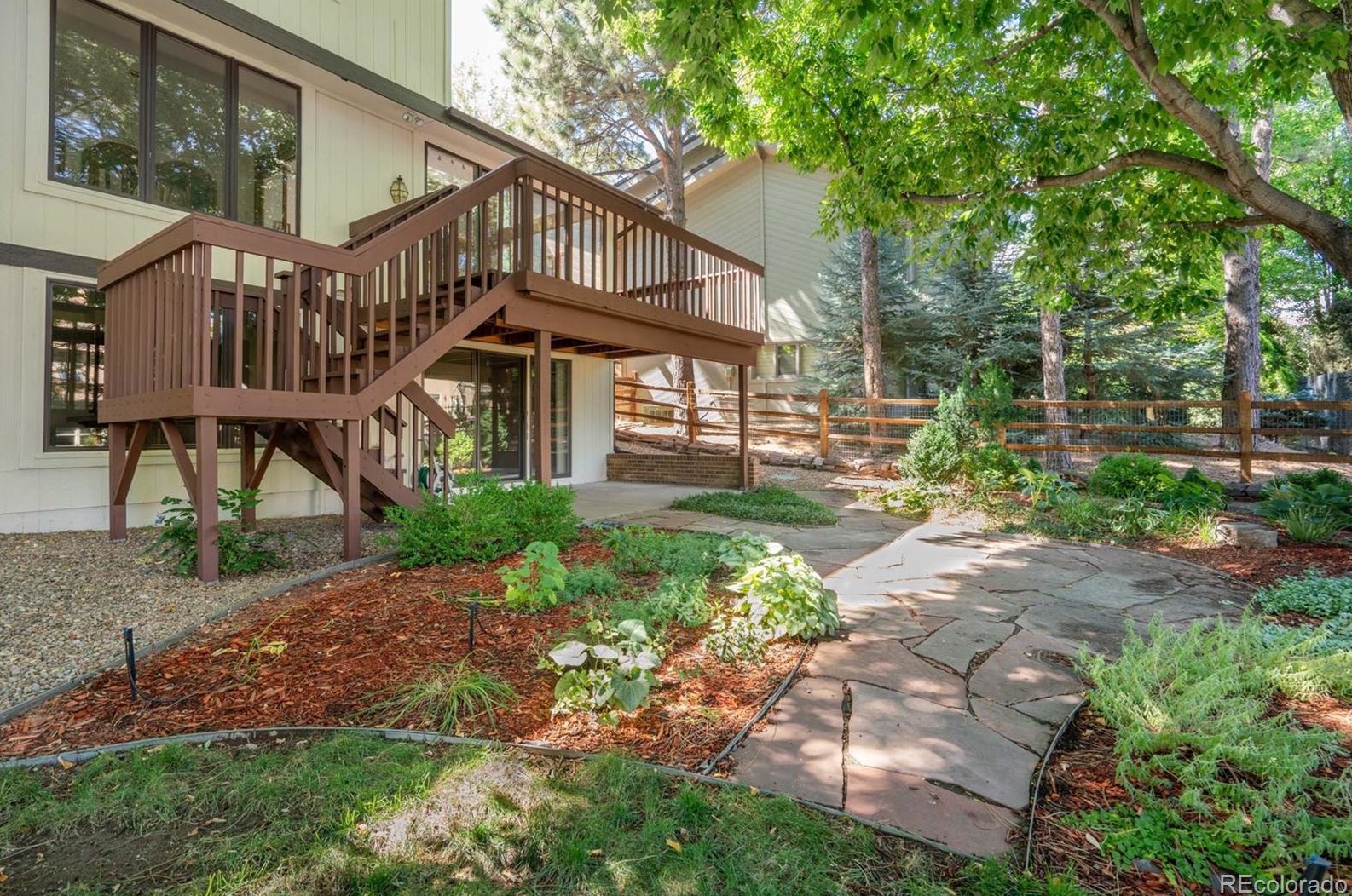 5439 Long Pl, Littleton CO 80122-3020 exterior