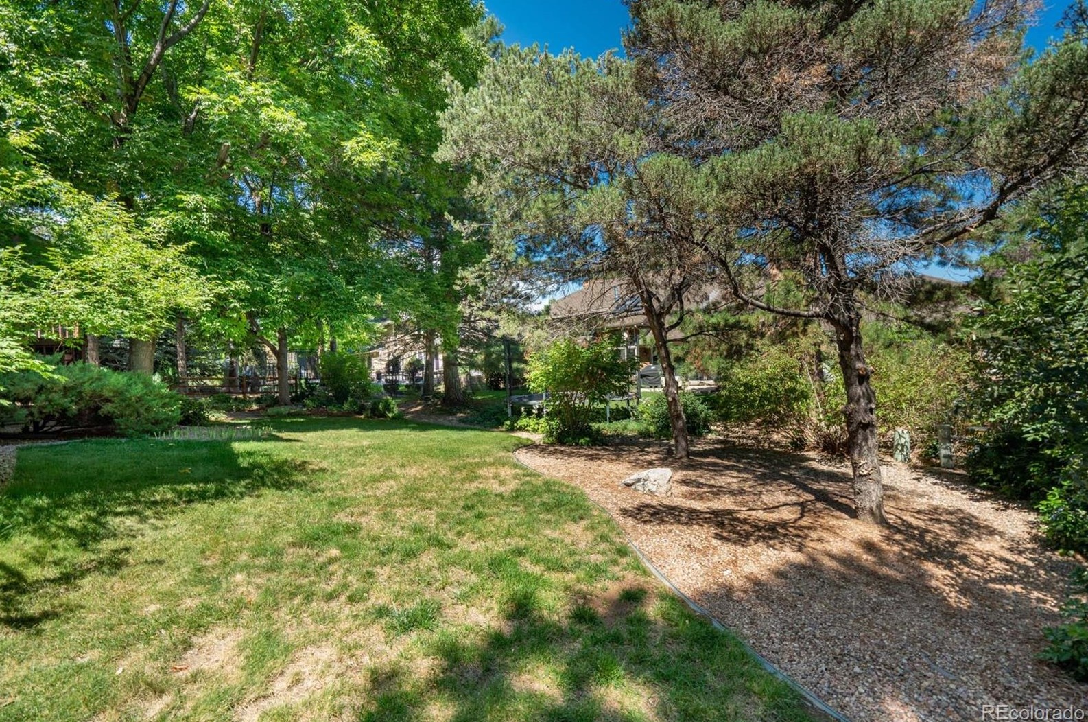 5439 Long Pl, Littleton CO 80122-3020 exterior