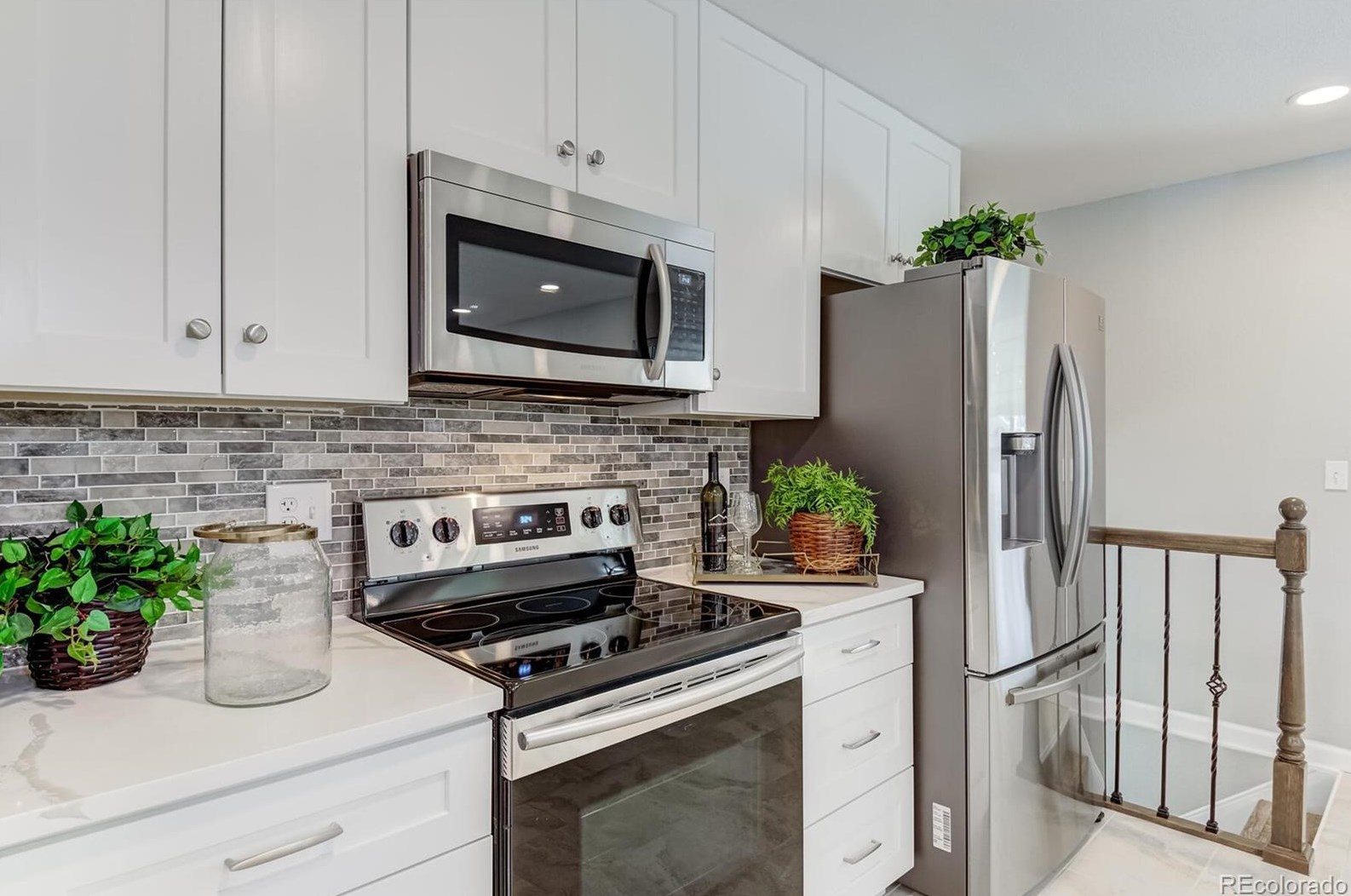 6367 Lafayette Pl, Littleton CO  80121-2548 exterior