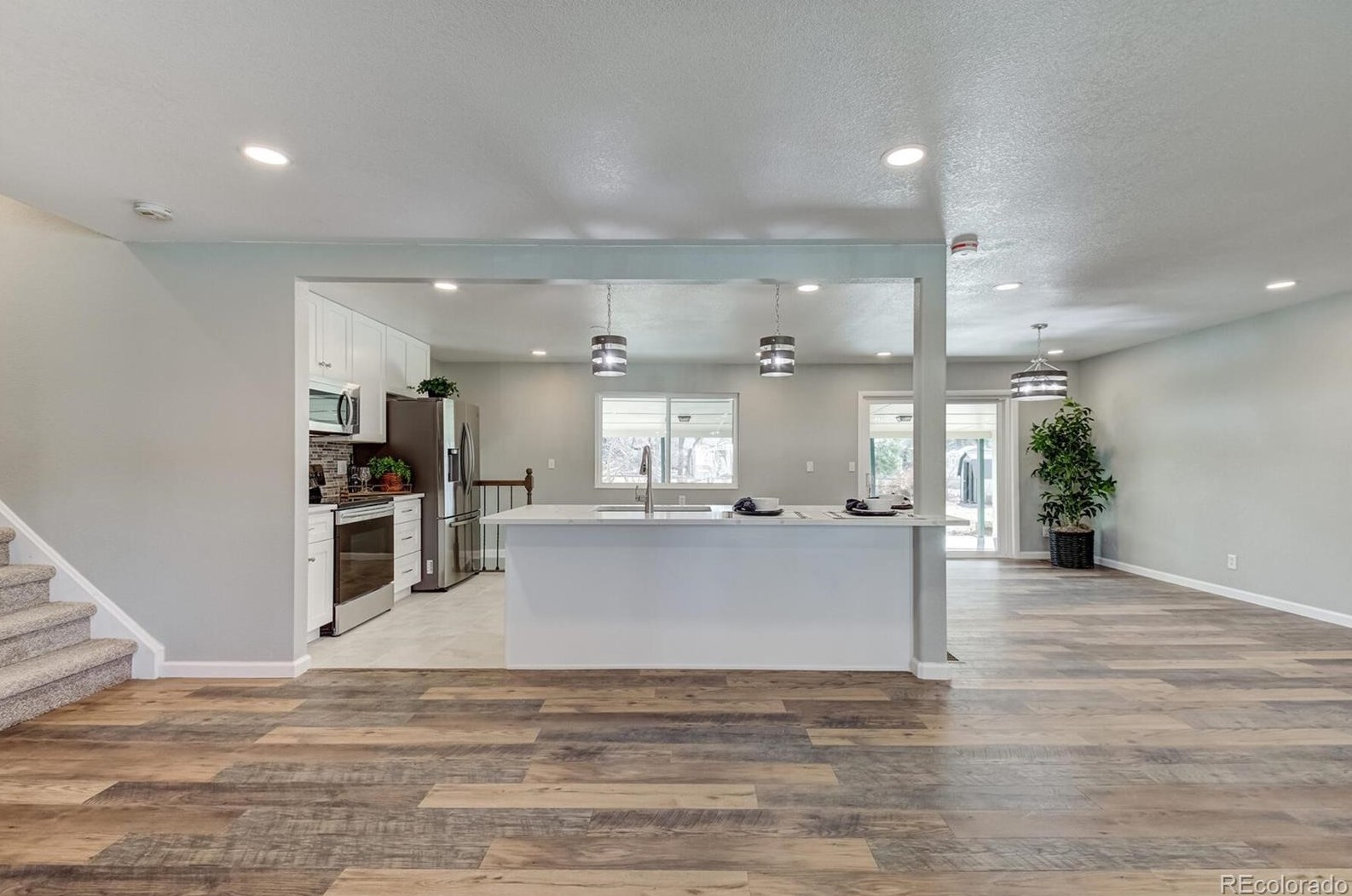 6367 Lafayette Pl, Littleton CO  80121-2548 exterior