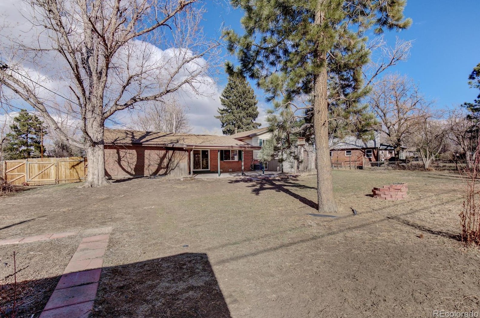 6367 Lafayette Pl, Littleton CO  80121-2548 exterior