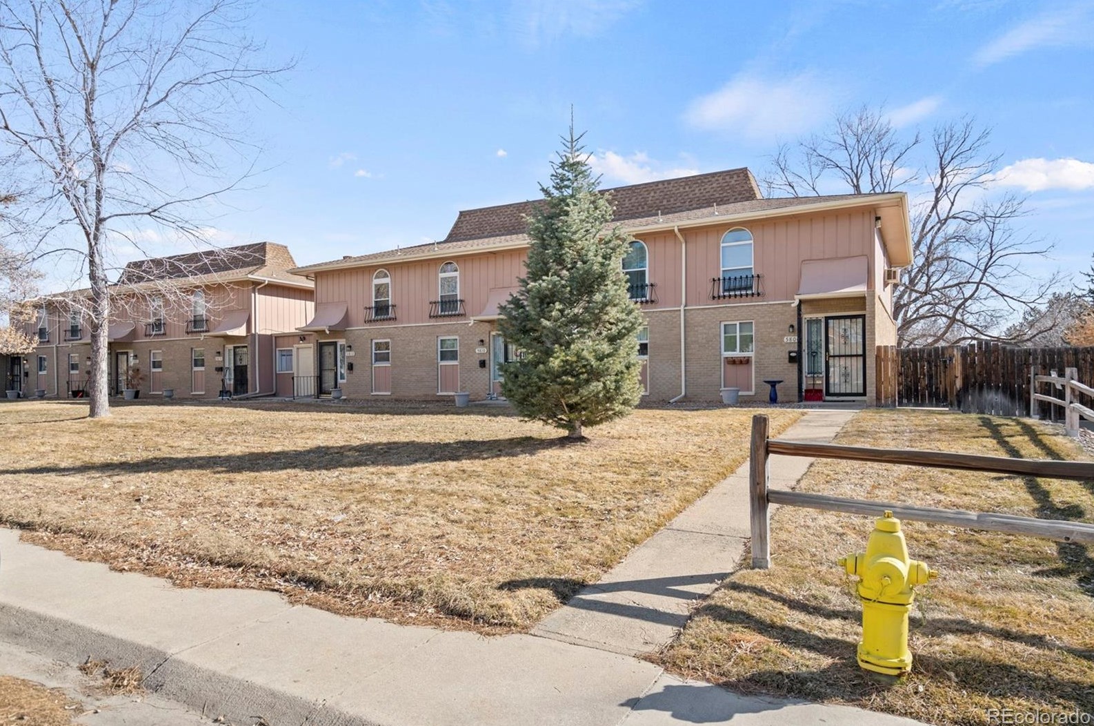 5810 Urban St, Arvada, CO 80004-4248
