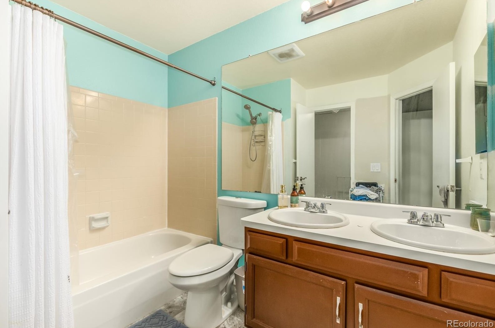 9348 Ontario Dr, Littleton CO  80128-4032 exterior