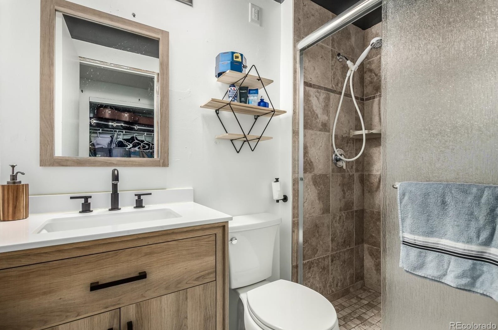 9348 Ontario Dr, Littleton CO  80128-4032 exterior