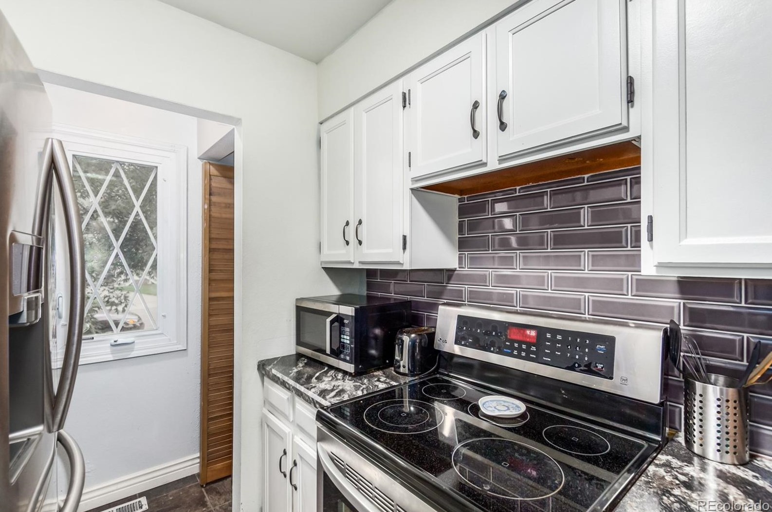 9348 Ontario Dr, Littleton CO  80128-4032 exterior