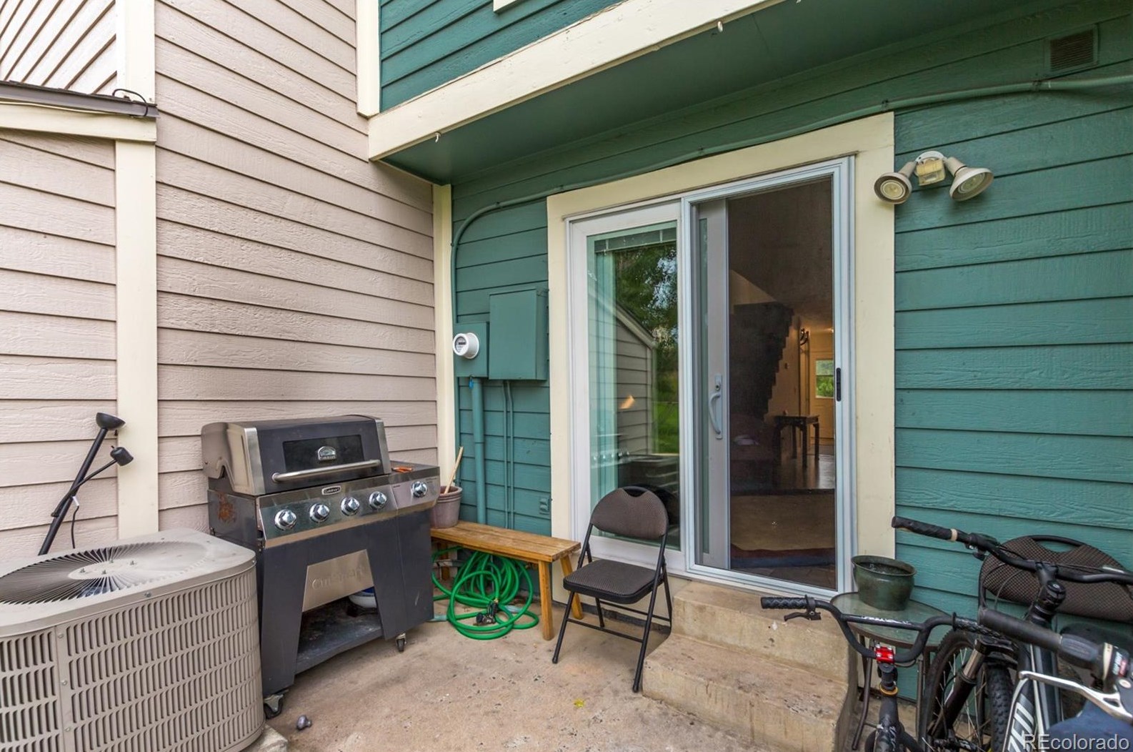 9348 Ontario Dr, Littleton CO  80128-4032 exterior