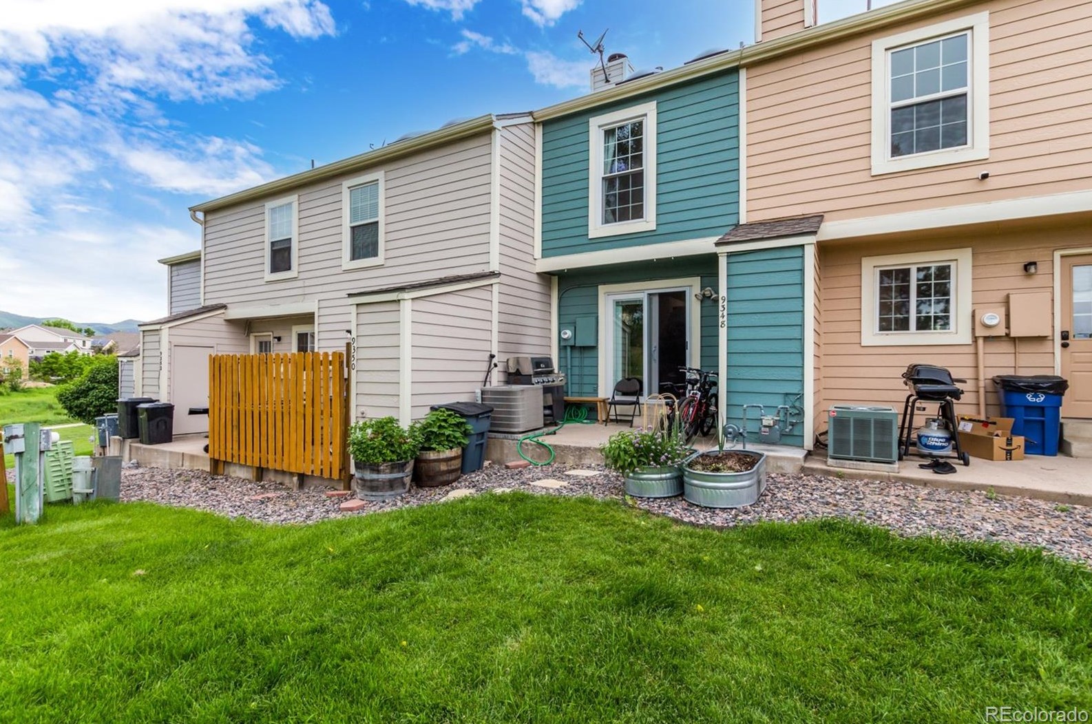 9348 Ontario Dr, Littleton CO  80128-4032 exterior