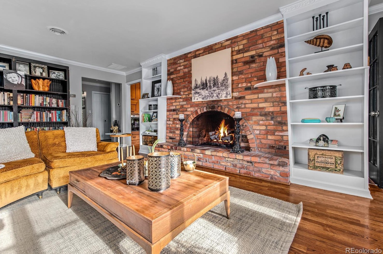 945 Front Range Rd, Littleton CO 80120-4005 exterior