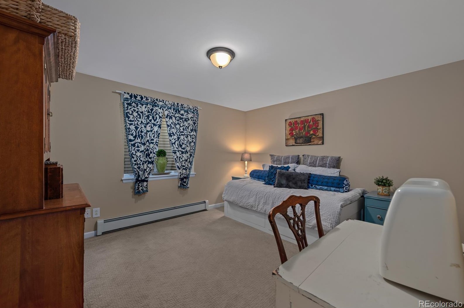 945 Front Range Rd, Littleton CO 80120-4005 exterior