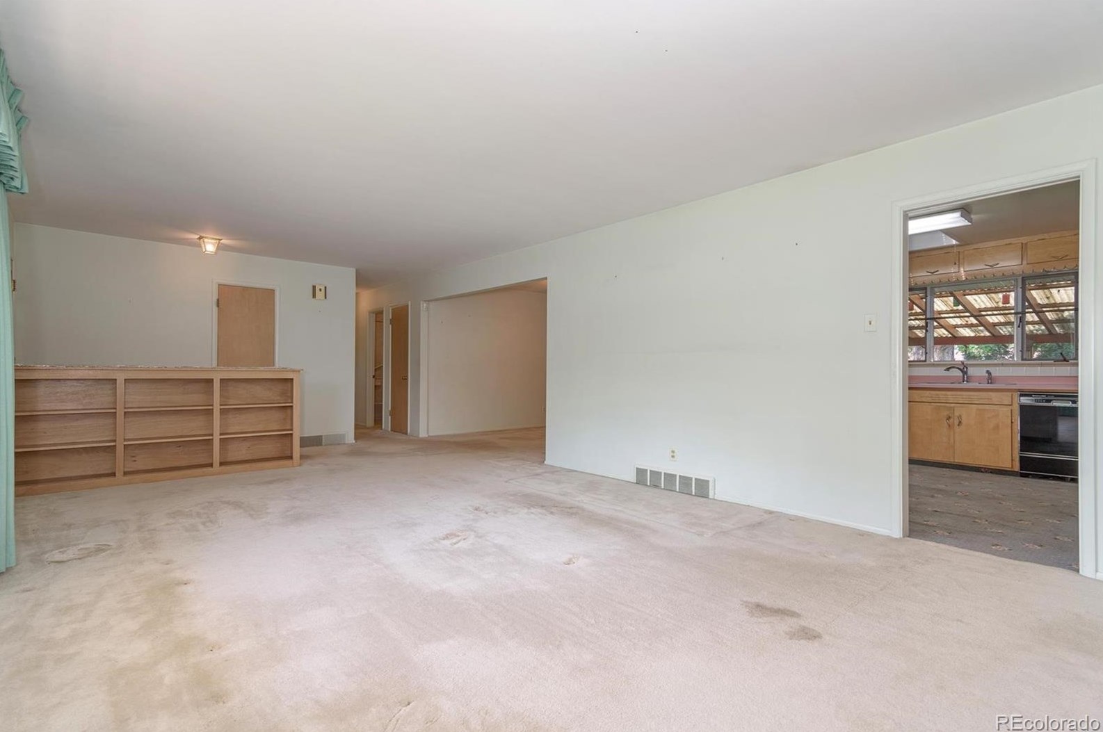 6131 Crestview St, Littleton CO 80120-2843 exterior