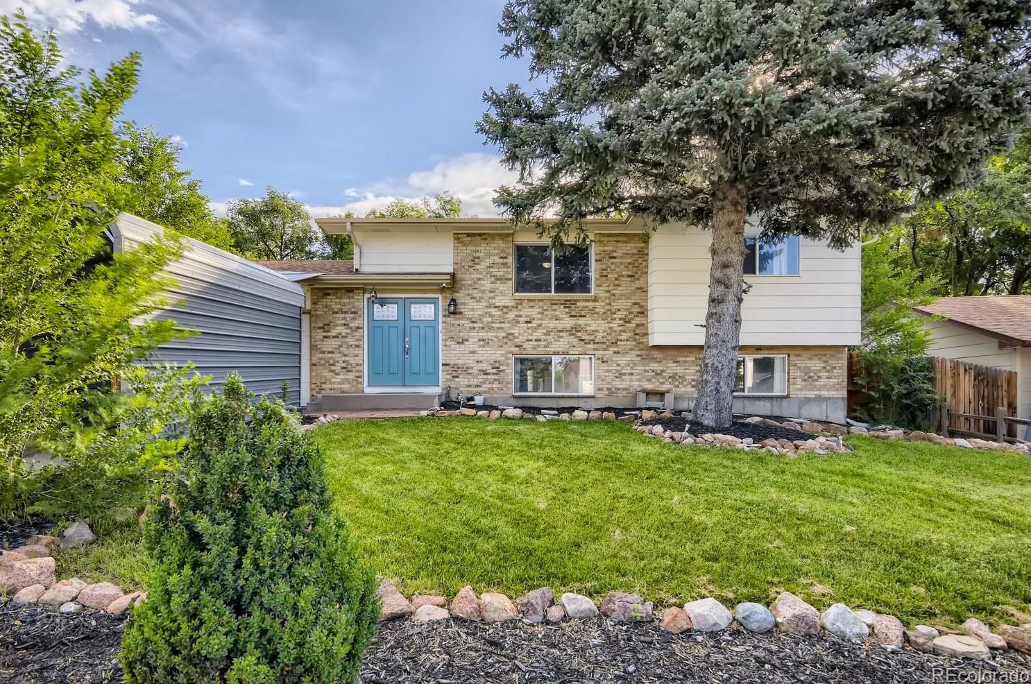 652 Squire St, Colorado Springs, CO 80911-2634