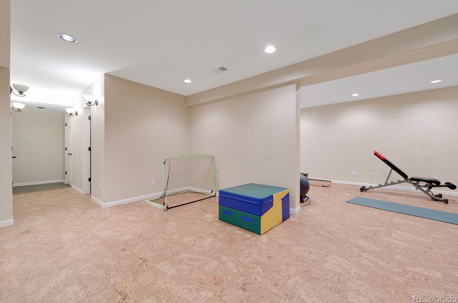 23 Tamarade Dr, Littleton CO 80127-3519 exterior