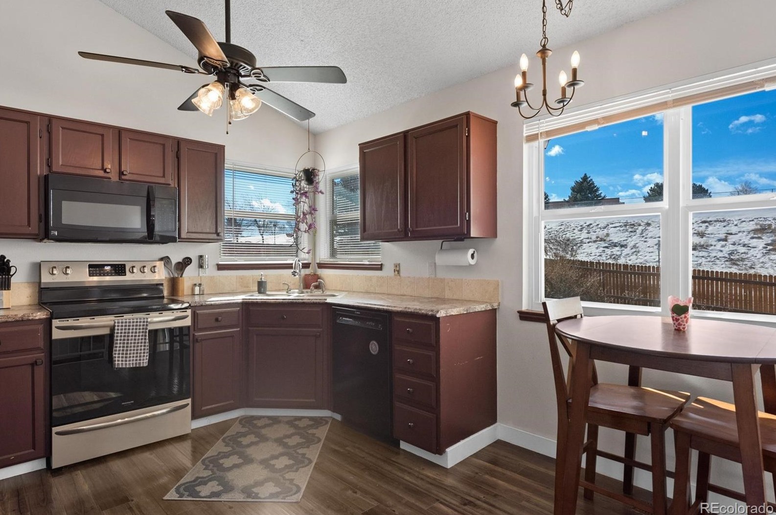 10160 Telluride St, Littleton CO  80125-8939 exterior