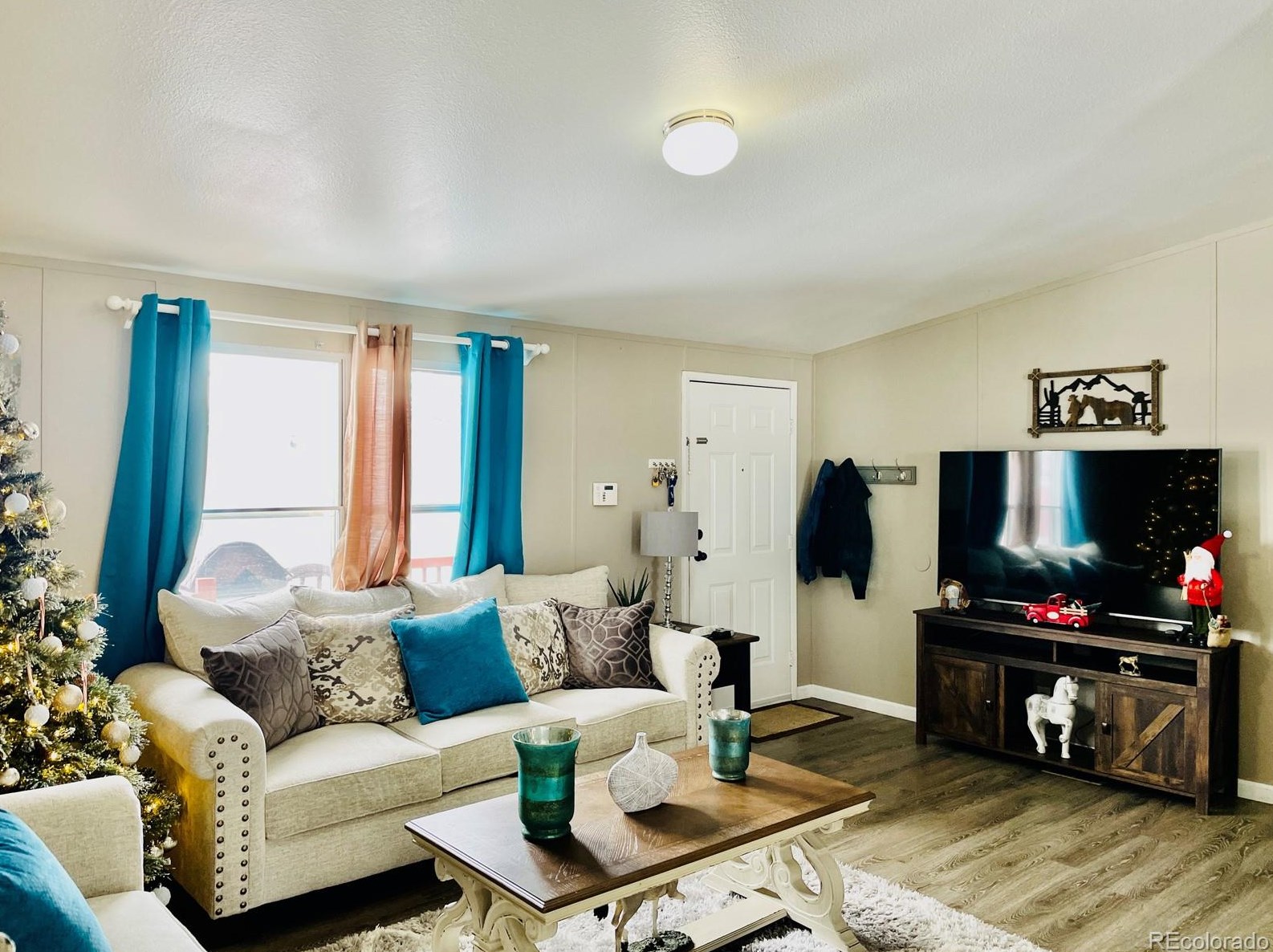 10877 Belmont St, Longmont CO  80504-6592 exterior