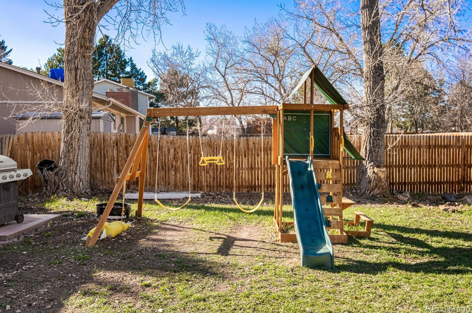 6517 84th Ave, Arvada CO  80003-1218 exterior