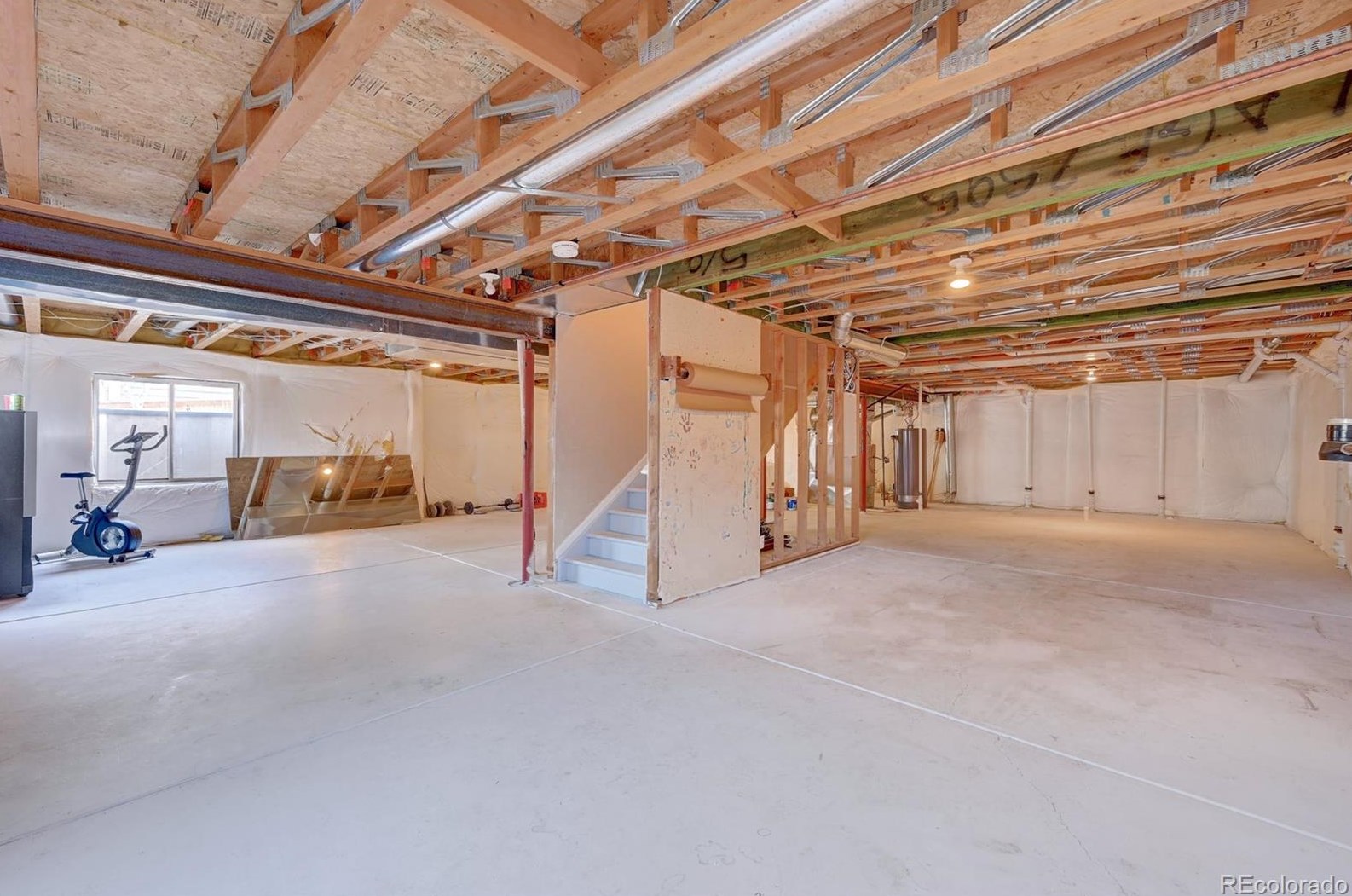 435 Rose Finch Cir, Littleton CO  80129-5667 exterior