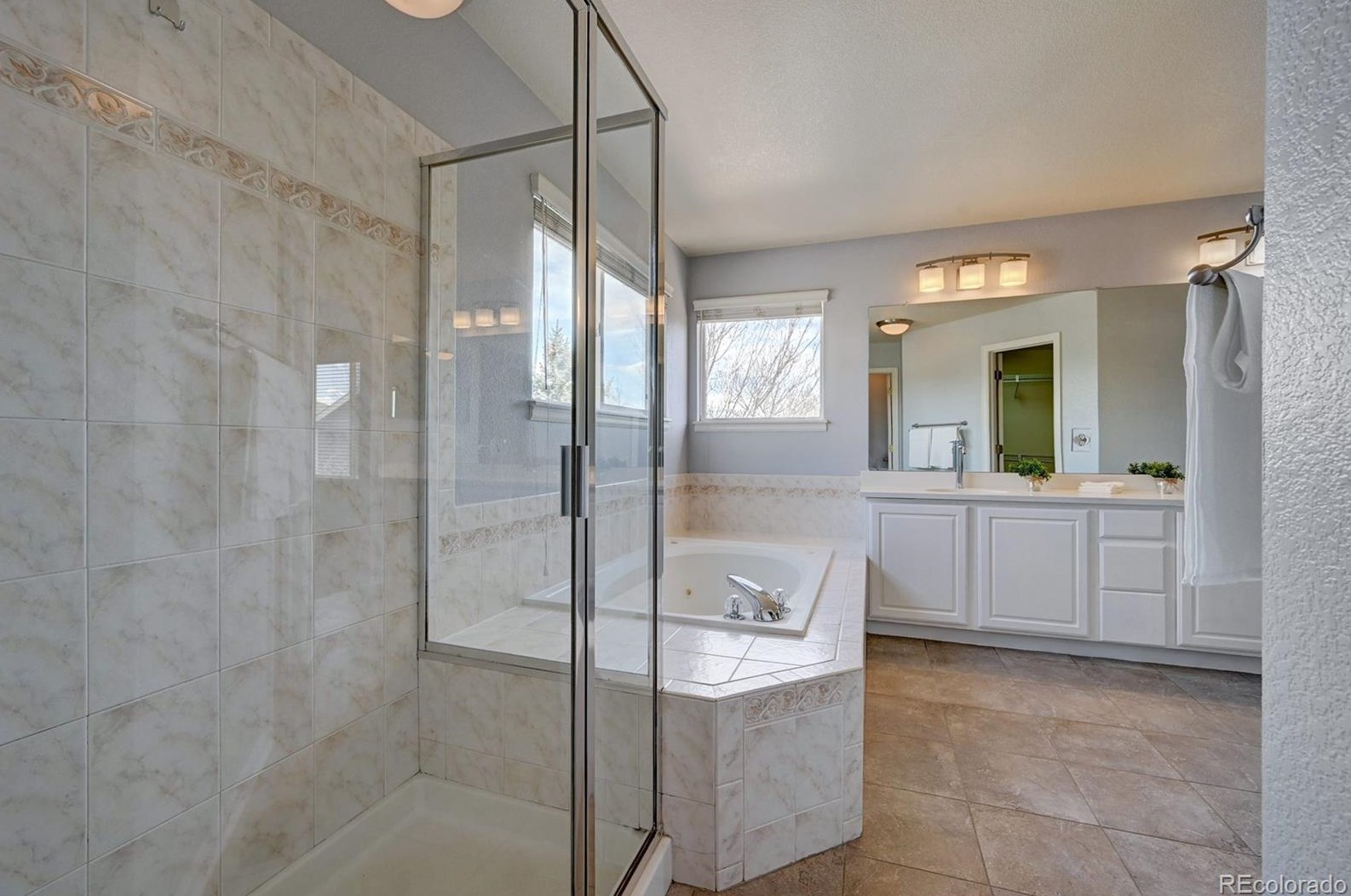 435 Rose Finch Cir, Littleton CO  80129-5667 exterior