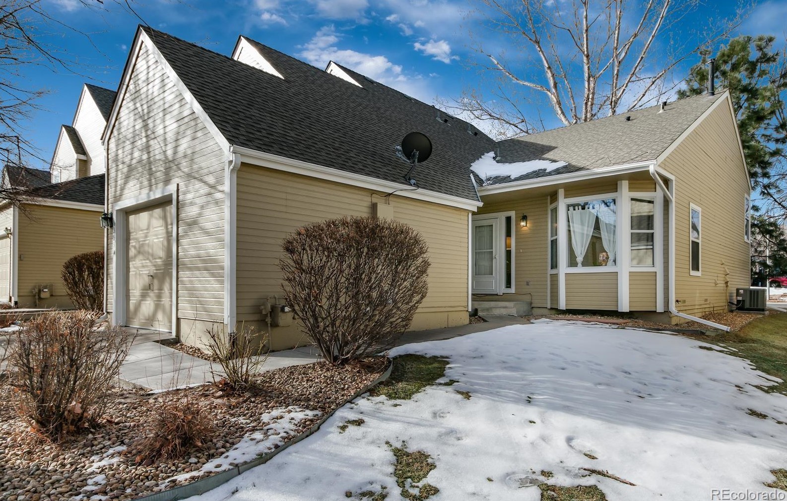 6353 Zang Ct, Arvada, CO 80004-3873