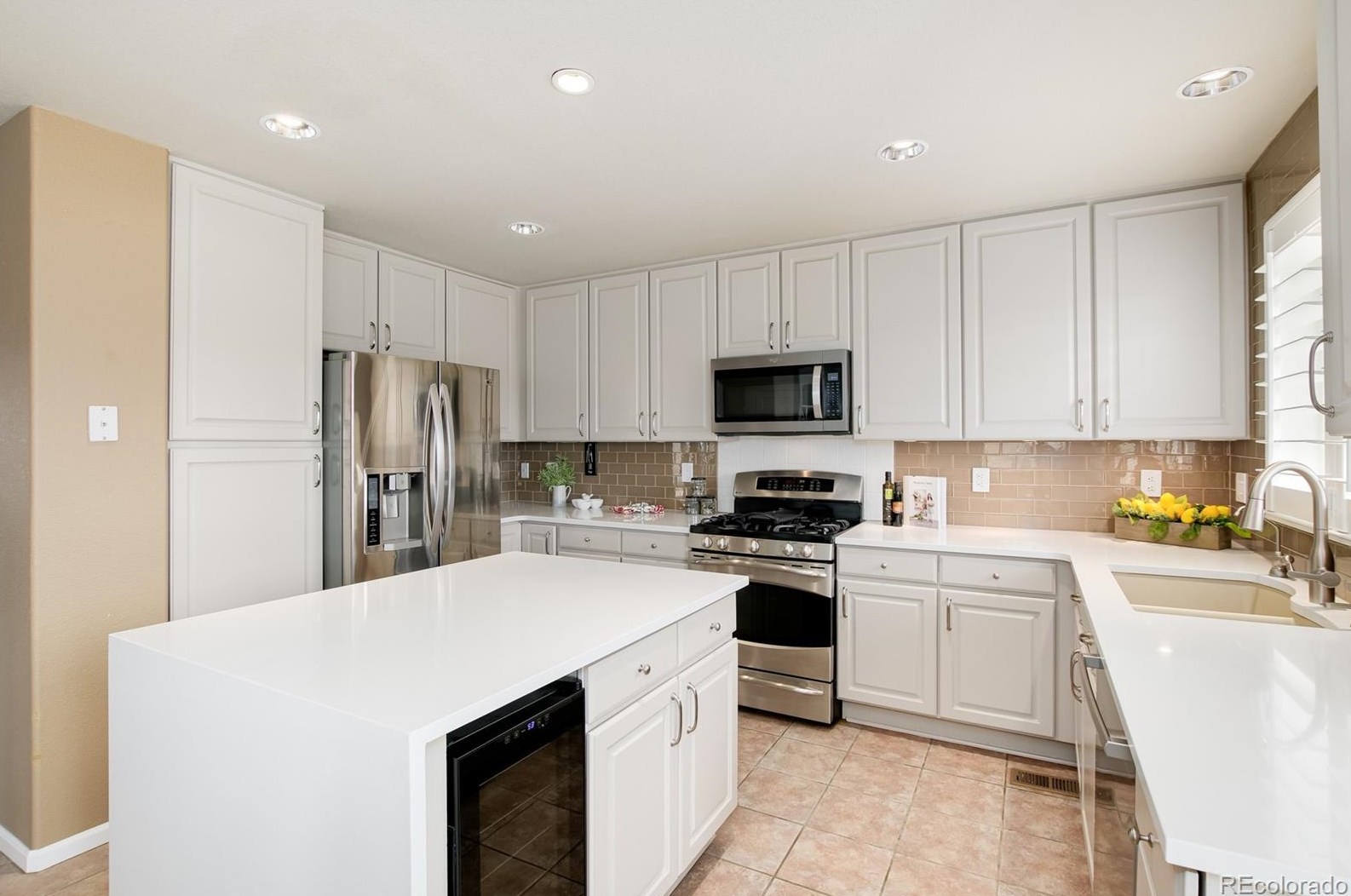 10039 Blackbird Cir, Littleton CO  80130-3871 exterior