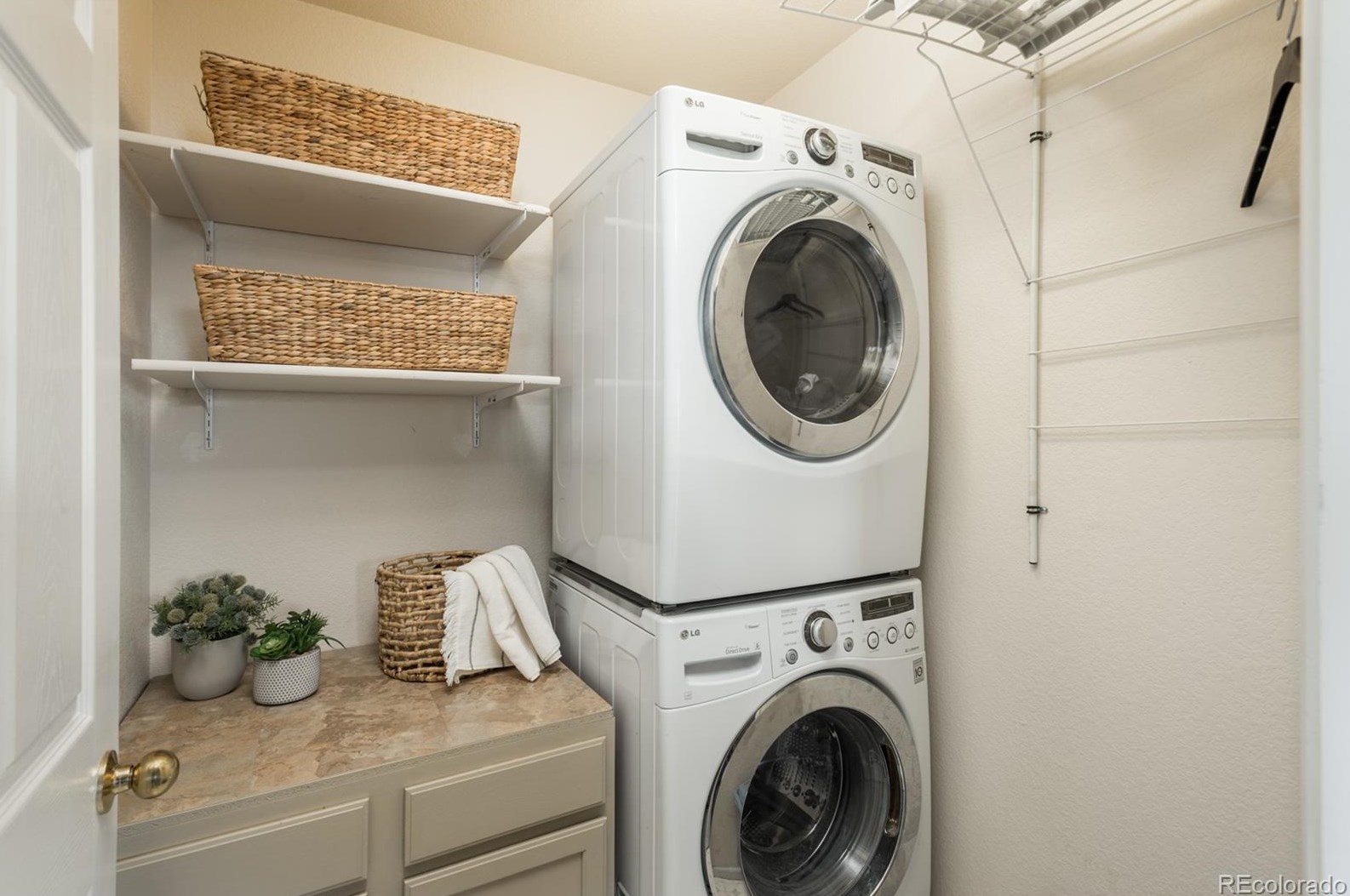 7990 Canvasback Ct, Littleton CO 80125-8997 exterior