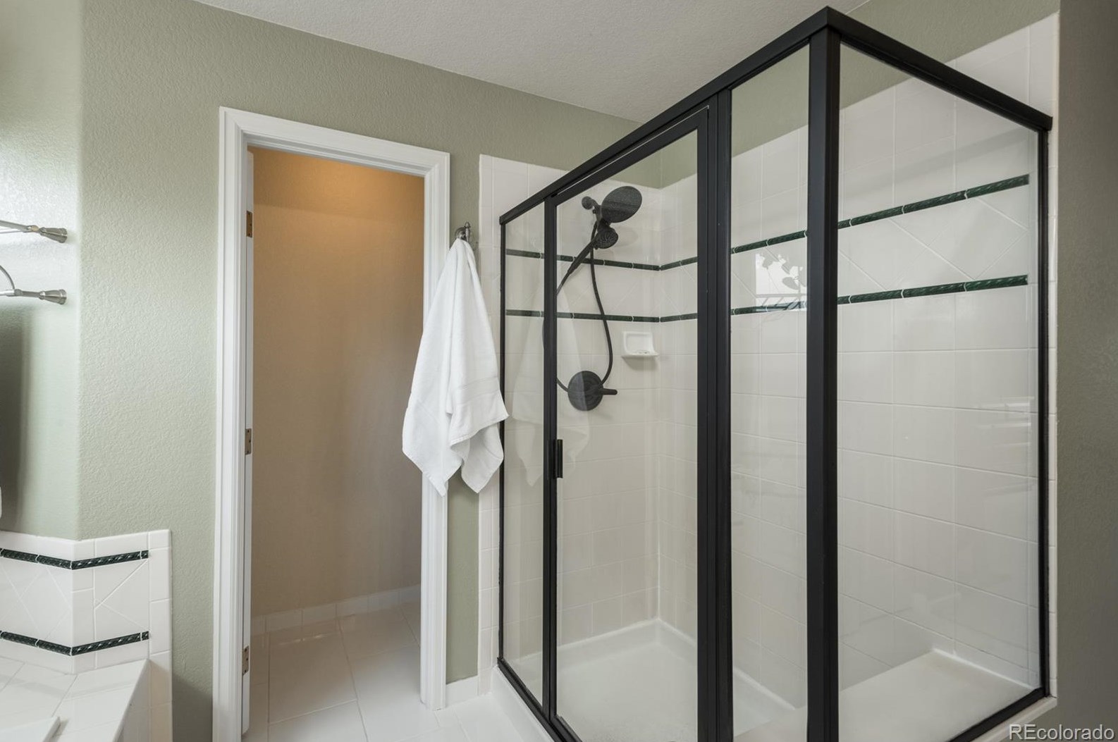 7990 Canvasback Ct, Littleton CO 80125-8997 exterior